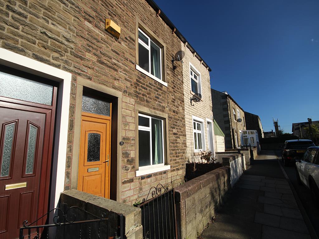 3 bedroom terraced house Let Agreed in Barnoldswick - 2016-10-05 14.34.09-1.jpg